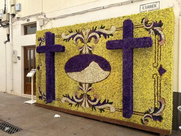 Imagen: Cruces de mayo en Xàbia