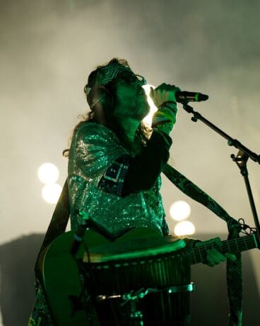 Crystal Fighters en concierto