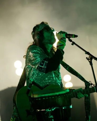 Crystal Fighters en concierto