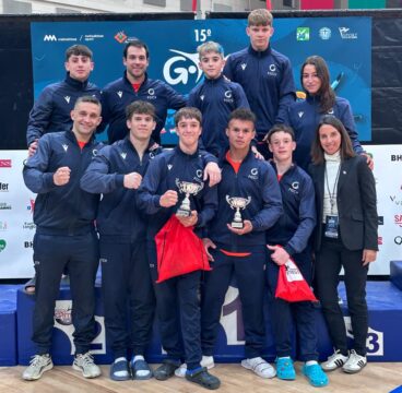 Delegación de gimnastas de la CV en Portugal