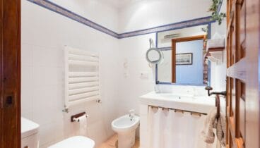 Diseño interior que potencia la luz natural