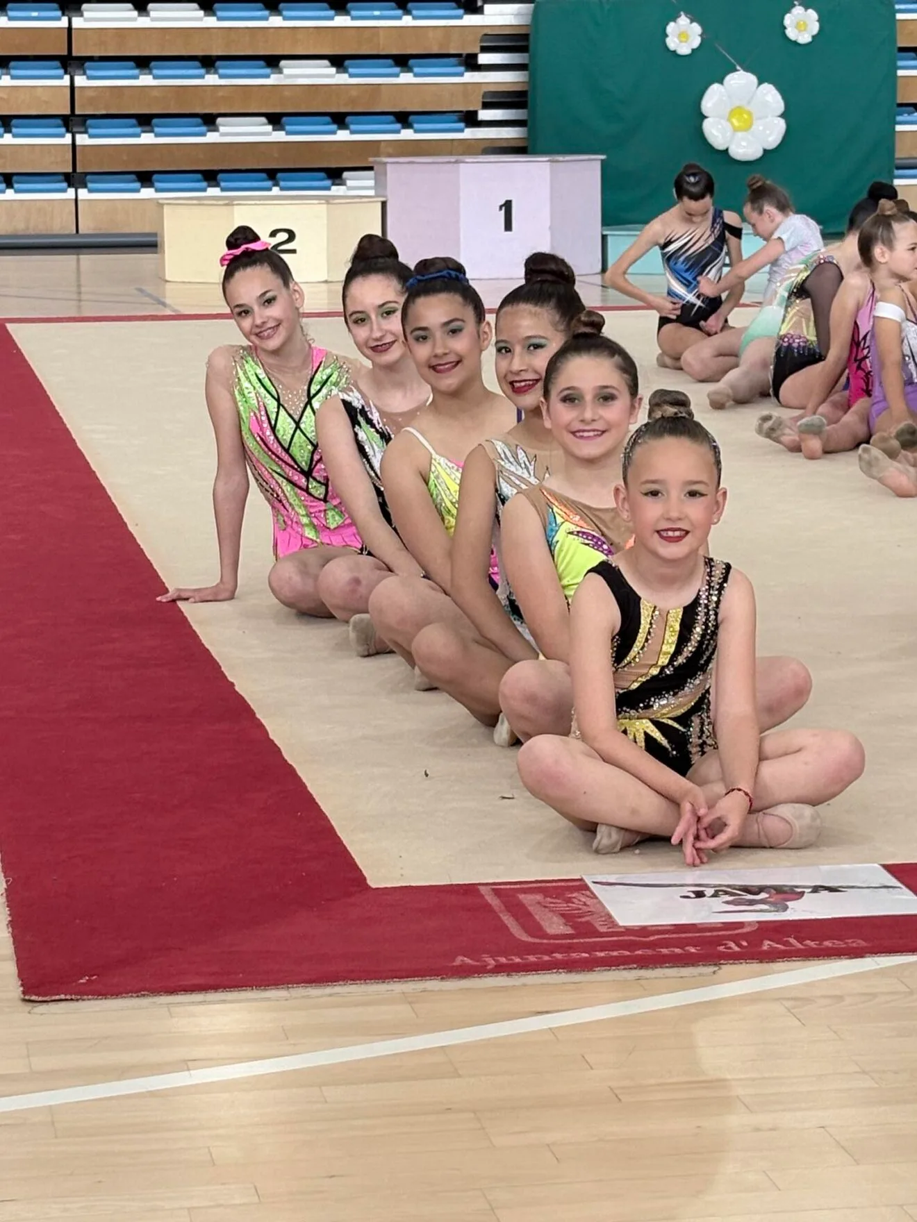 Gimnastas del Club Xàbia en la competición Interclub de Altea