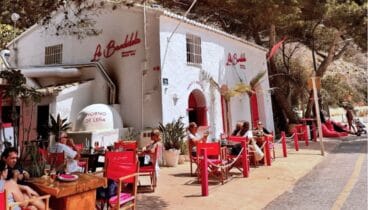 La Bandideta cocina a leña en la playa con esencia mediterránea en Xàbia