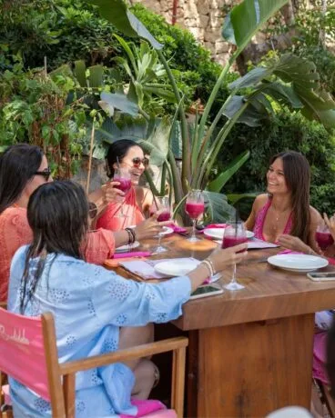 La Bandideta en Cala Granadella gastronomía mediterránea frente al mar en Xàbia