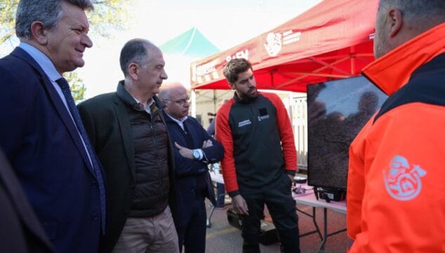 Imagen: Operativo especial de vigilancia aérea y terrestre activado por la Generalitat en Semana Santa