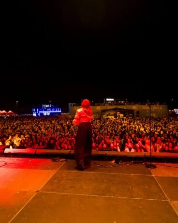 Público en el concierto de Leire Martínez en Mar de Jávea