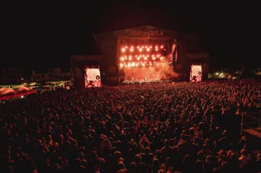 Público en un concierto de la segunda jornada de Mar de Jávea 2026