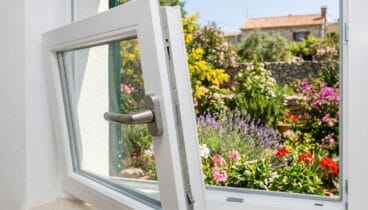 Un sellado hermético es la única barrera real contra la humedad y el ruido exterior este abril