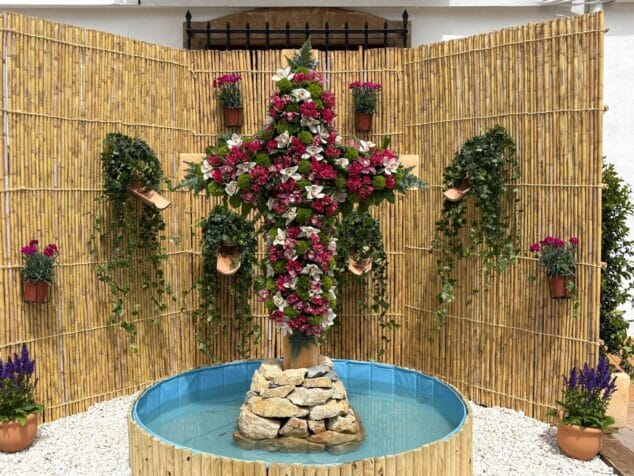 Imagen: Una de las cruces elaboradas en Xàbia