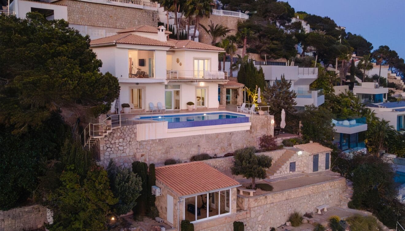 VILLA HORIZONTE INFINITO - FIRST LINE ON THE MEDITERRANEAN SEA IN CALA AMBOLO JAVEA (2)