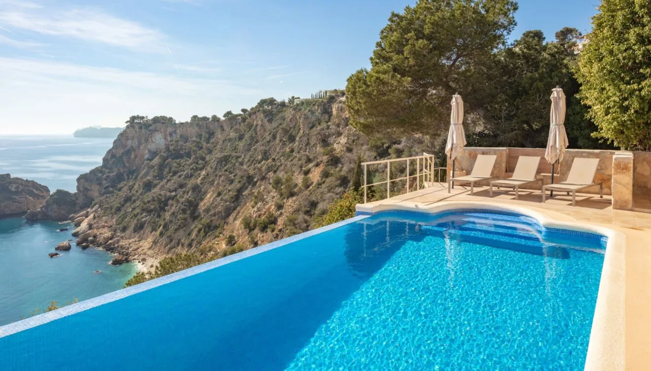 VILLA HORIZONTE INFINITO - FIRST LINE ON THE MEDITERRANEAN SEA IN CALA AMBOLO JAVEA (4)