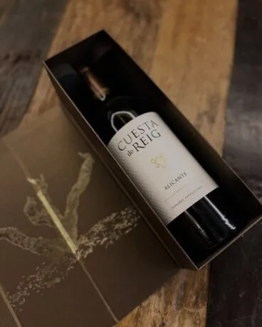 Vinos nacionales seleccionados en El Celler de la Fontana