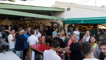 Ambiente de verano en la gran reapertura del Restaurante Club de Tenis Jávea