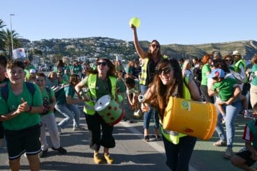 Cadena humana en Xàbia por la educación pública (9)
