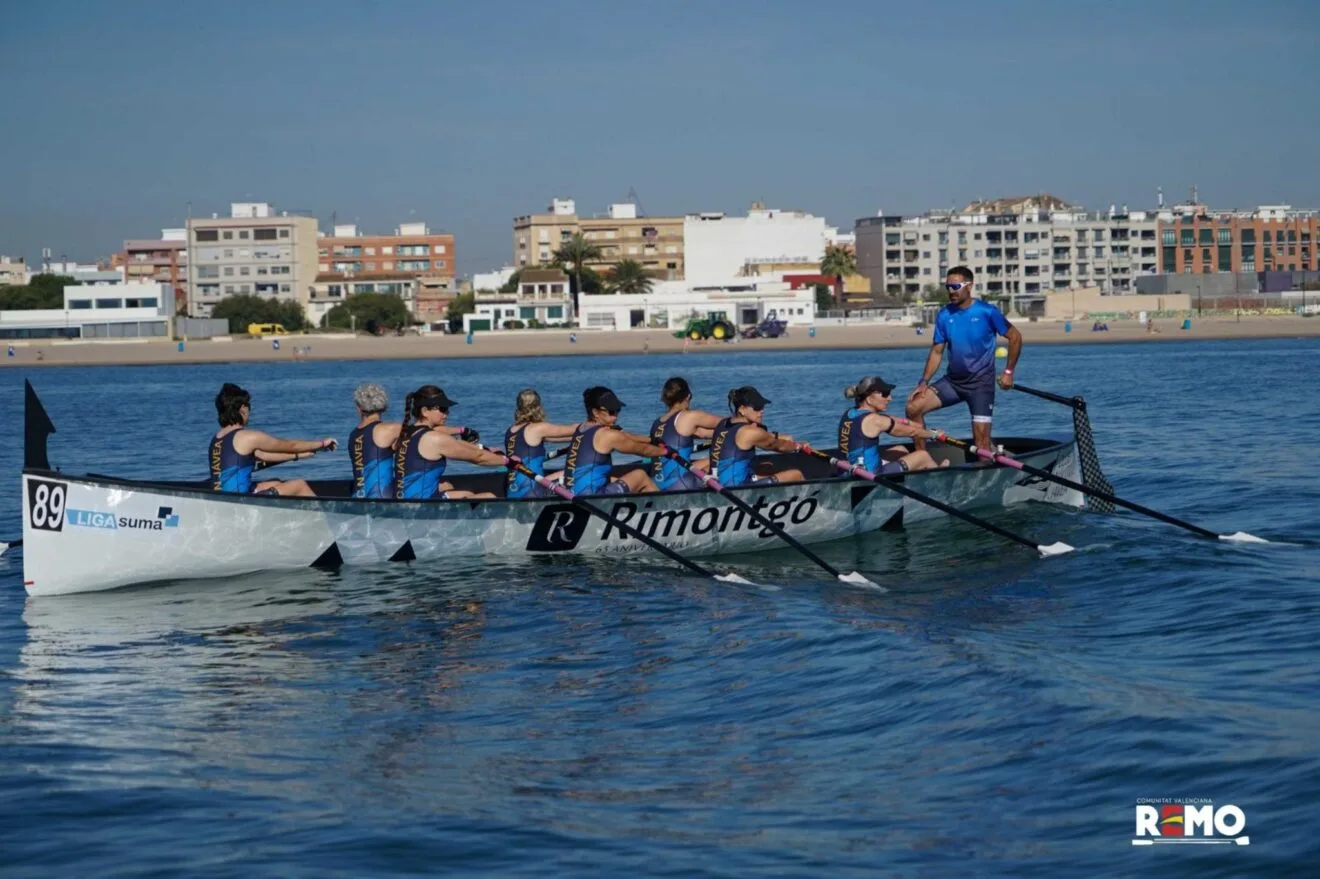 Equipo Veterano Mixto del Club Náutico de Jávea