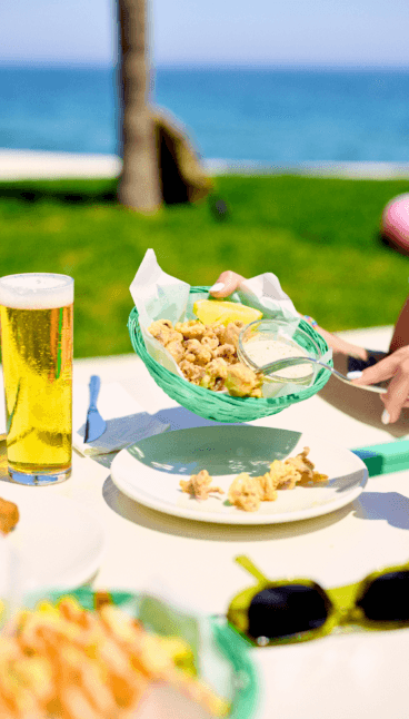 Comida en Caleta Bandida
