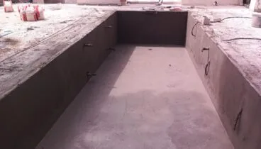 Cómo detectar filtraciones de agua en piscinas de obra