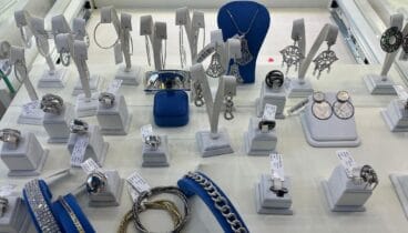 Diseños exclusivos en joyería femenina