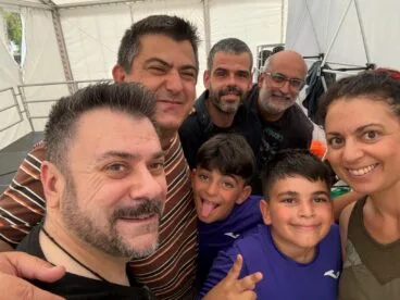 Equipo de «El Monstruo Petorro» en el estreno