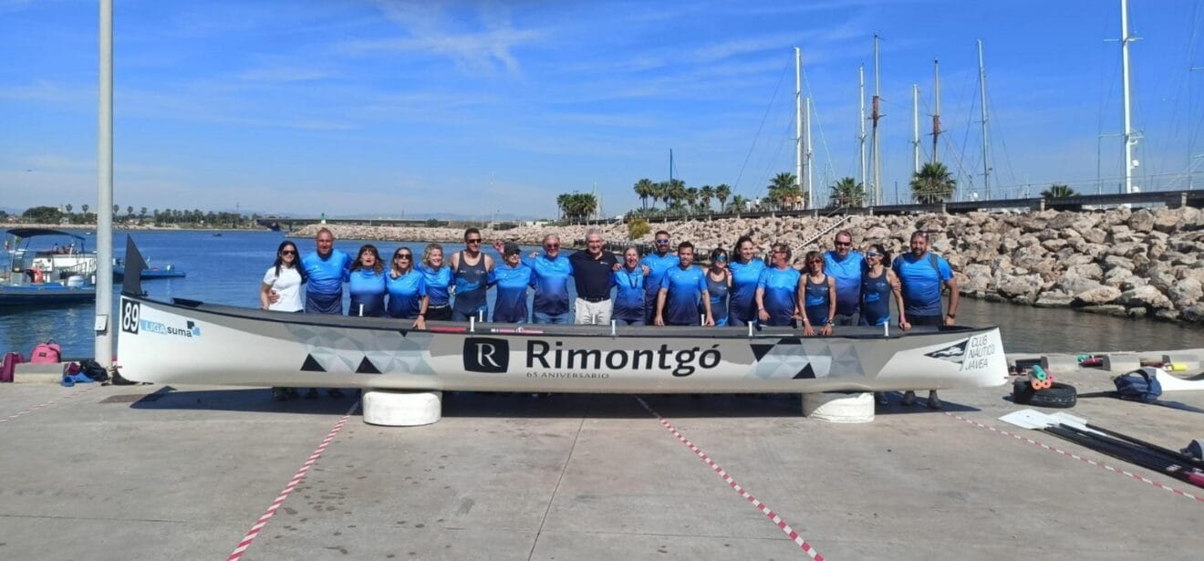 Equipo de remo del Club Náutico de Jávea