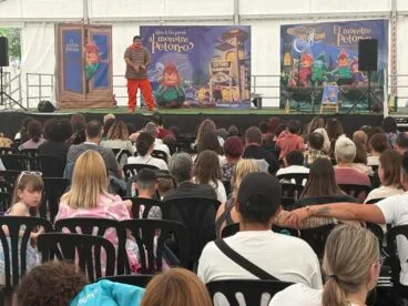 Espectáculo Qué li ha passat al Monstre Petorro en Xàbia (18)