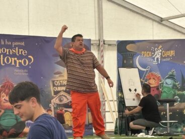 Espectáculo Qué li ha passat al Monstre Petorro en Xàbia (36)