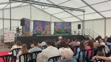 Espectáculo Qué li ha passat al Monstre Petorro en Xàbia (6)