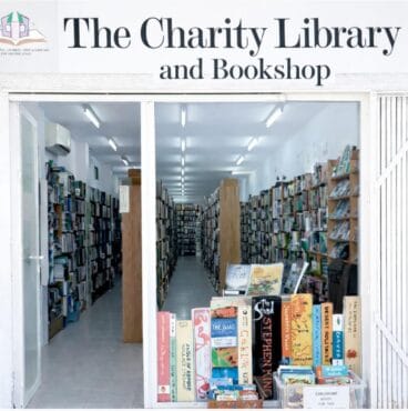 Fachada de The Charity Library and Bookshop en Jávea