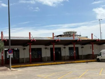 Placas solares instaladas en la lonja de Xàbia