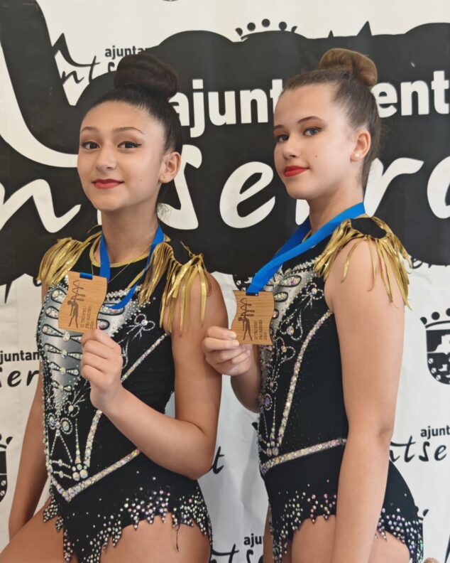 Imagen: Gimnastas del CD Montgó Xàbia