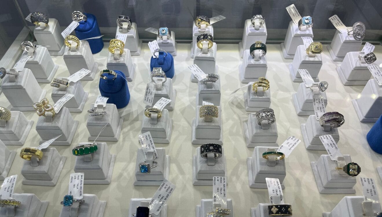 Joyas delicadas y atemporales