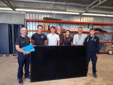Visita del concejal Juanlu Cardona a Redwood Solar con alumnos de Creama