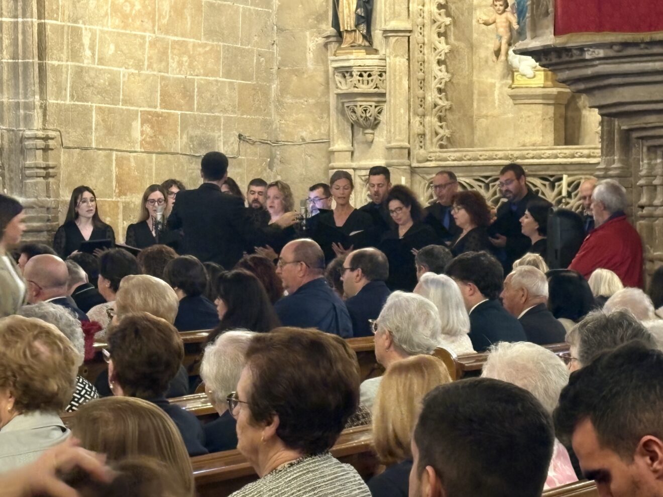 Coro de Ars Nova en la misa a Jesús Nazareno 2026