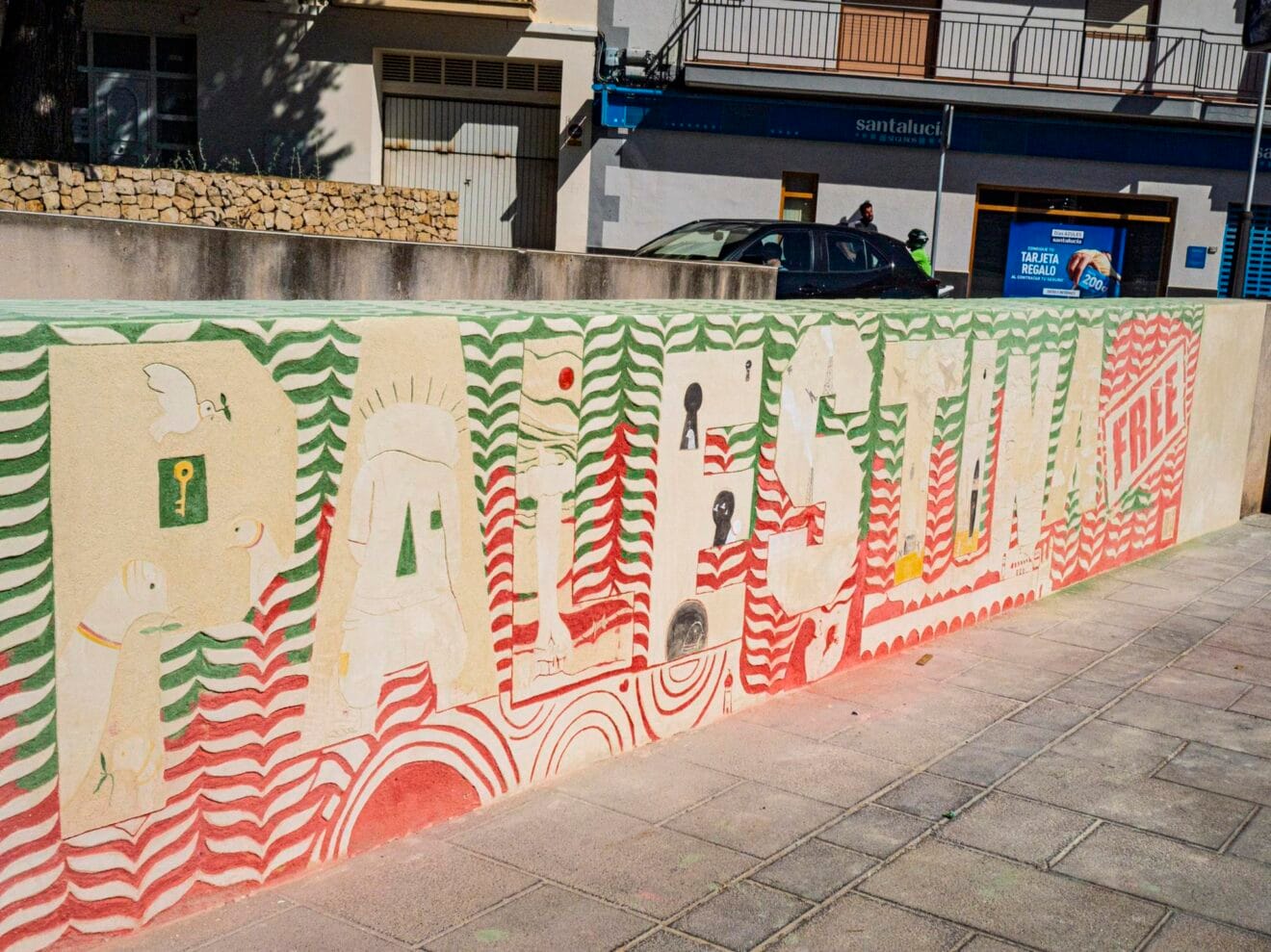 Mural colectivo por Palestina en Xàbia