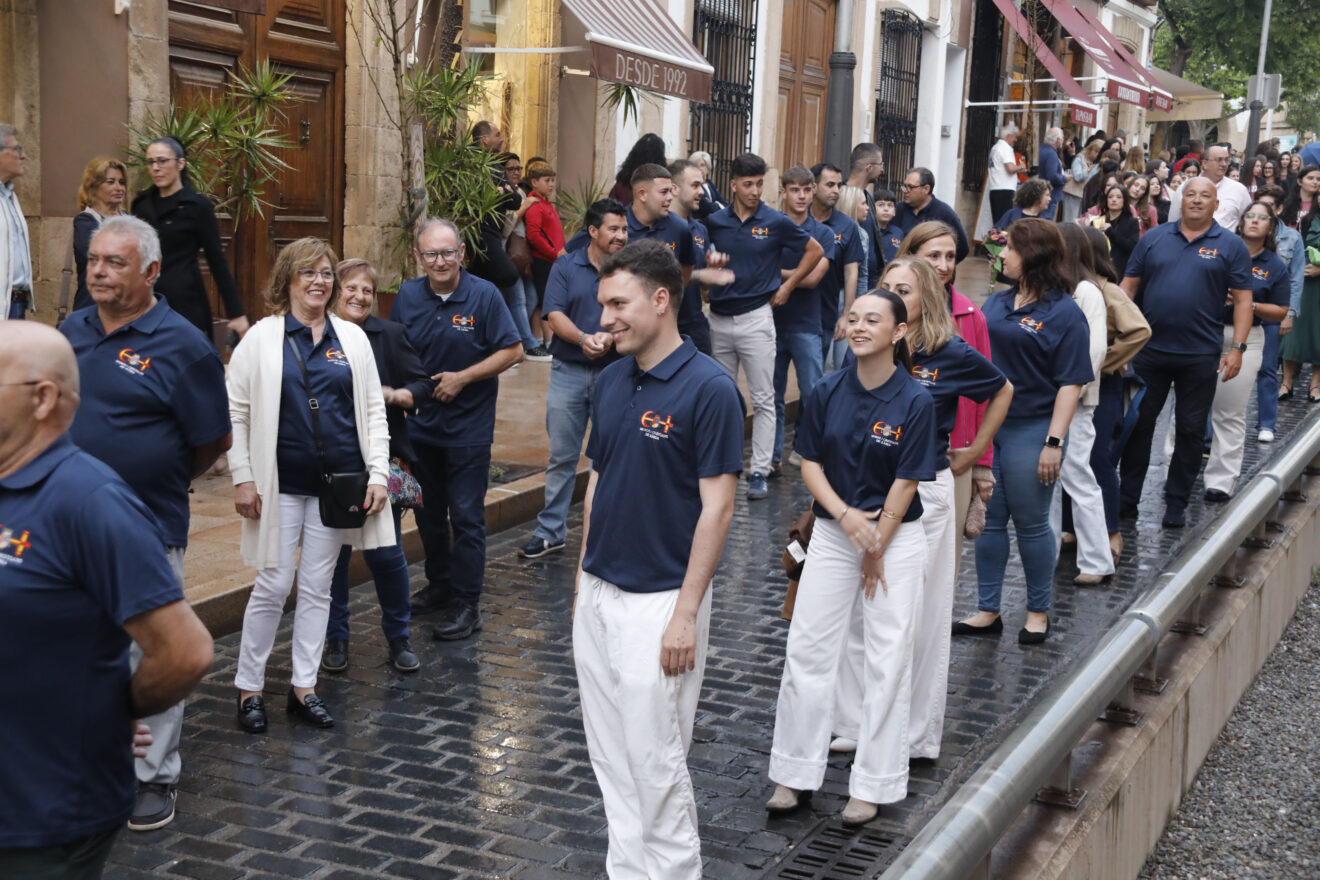Ofrenda de flores a Jesús Nazareno en Xàbia 2026 (13)