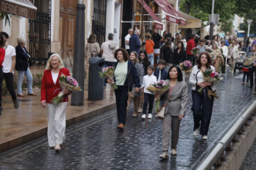 Ofrenda de flores a Jesús Nazareno en Xàbia 2026 (40)
