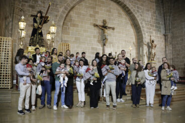 Ofrenda de flores a Jesús Nazareno en Xàbia 2026 (54)