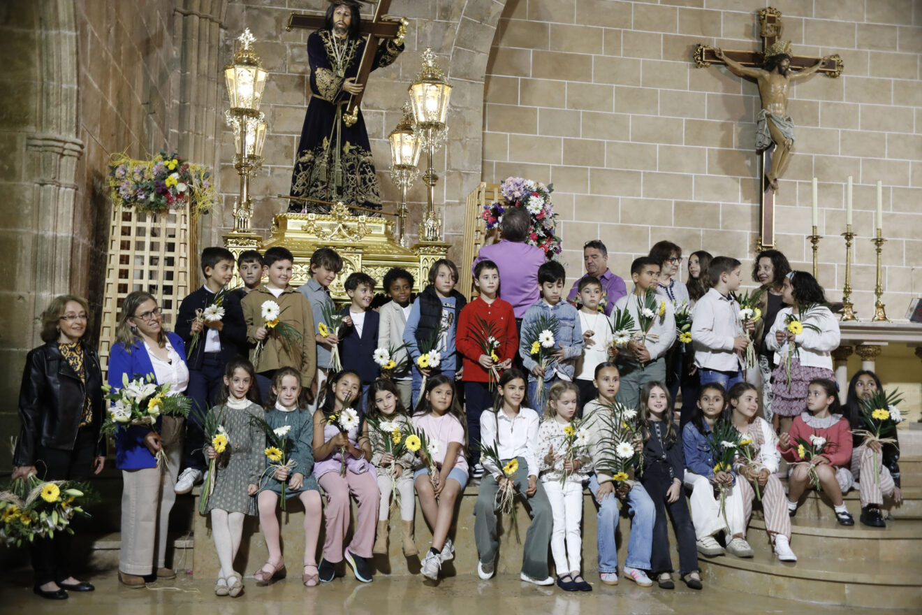Ofrenda de flores a Jesús Nazareno en Xàbia 2026 (57)