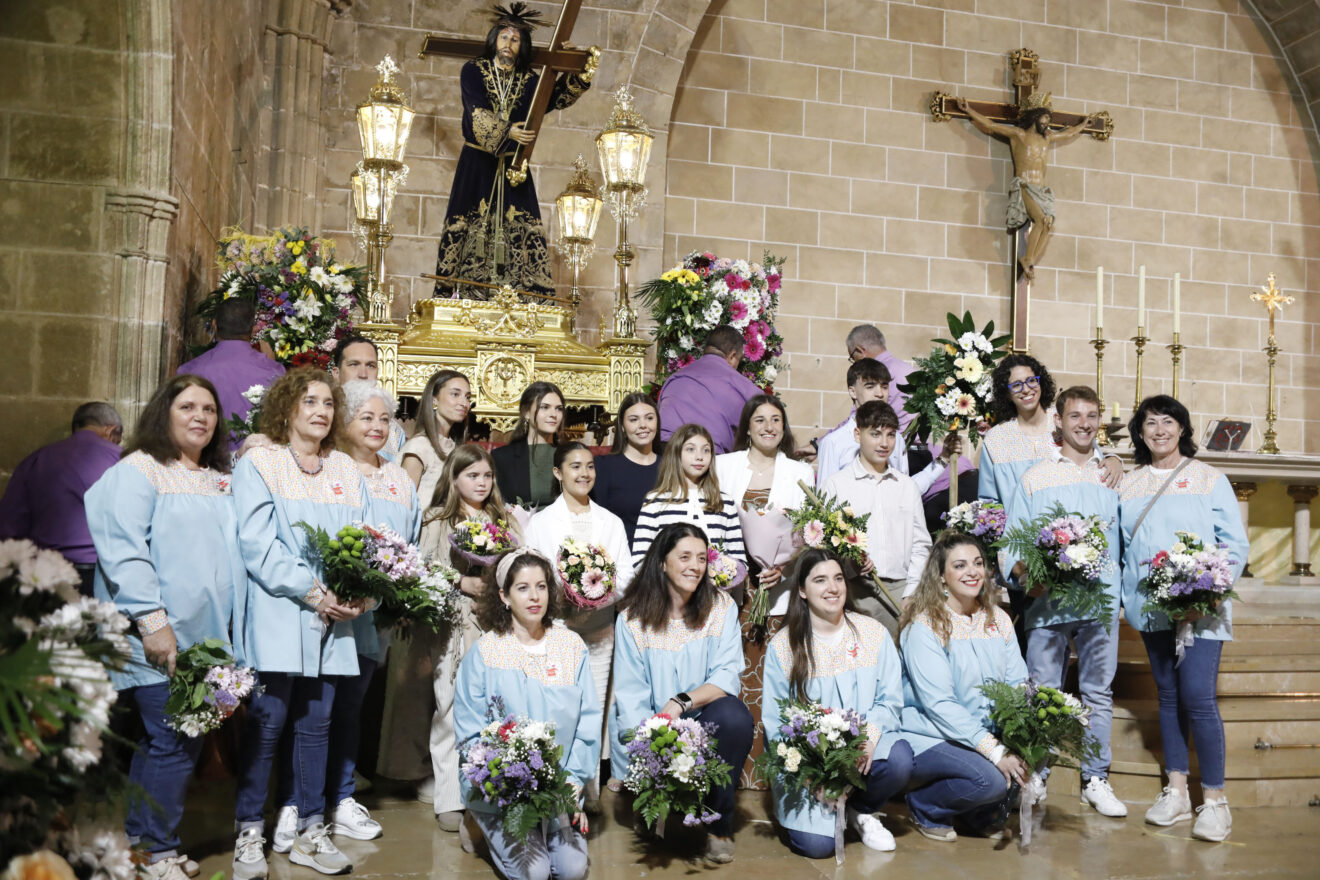 Ofrenda de flores a Jesús Nazareno en Xàbia 2026 (69)