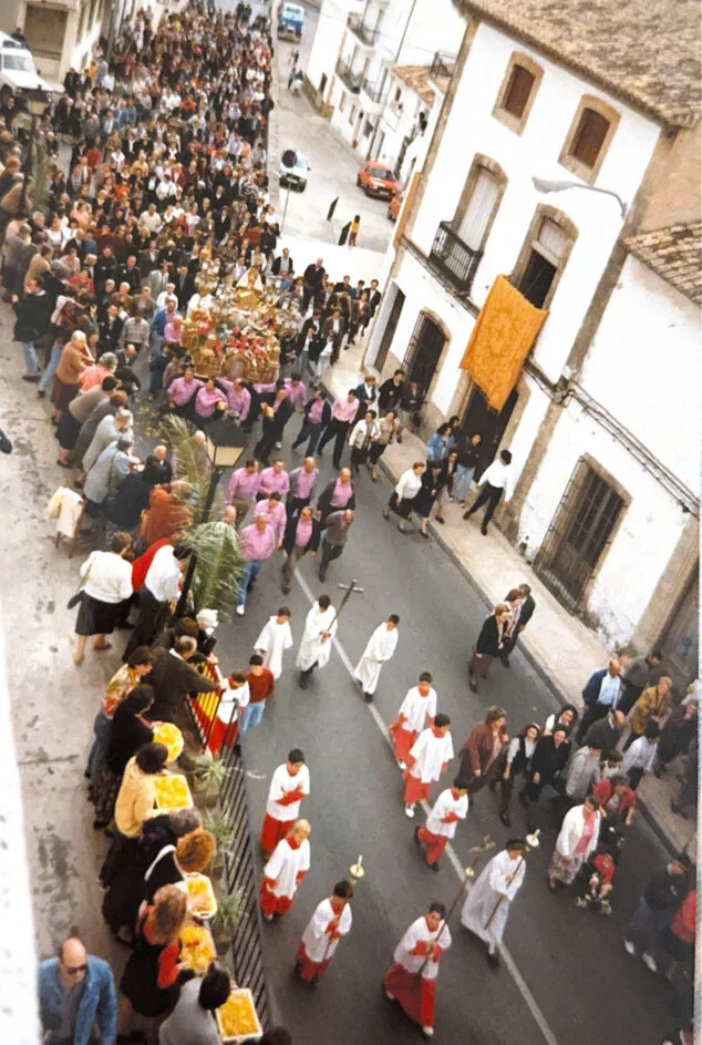 Imagen: Procesión de la Virgen de Loreto al centro histórico en 1996