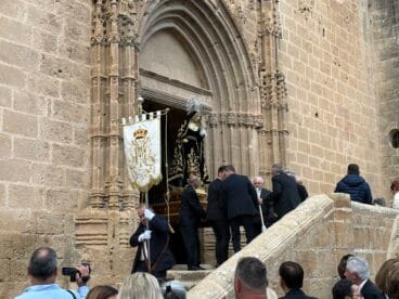 Procesión de Subida de Jesús Nazareno a la Ermita del Calvario (1)