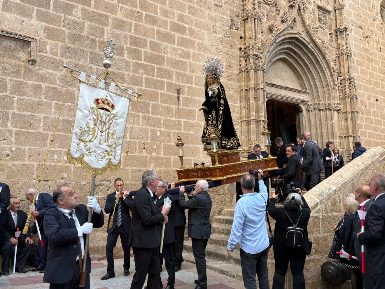 Procesión de Subida de Jesús Nazareno a la Ermita del Calvario (2)