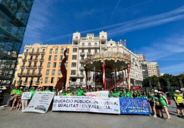 Profesores de Xàbia en la manifestación de hoy en Valencia