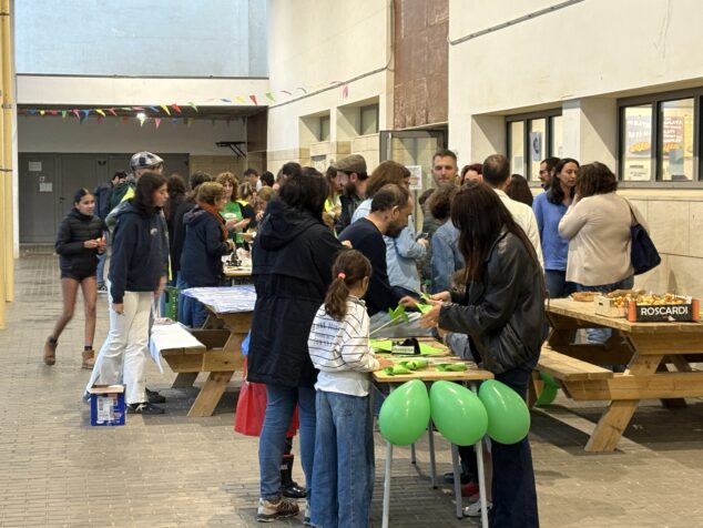 Imagen: Talleres de la jornada abierta para la educación pública