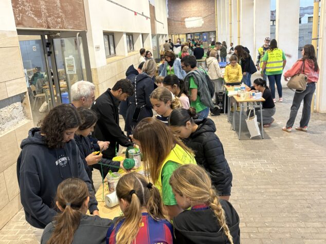 Imagen: Talleres de la jornada abierta para la educación pública