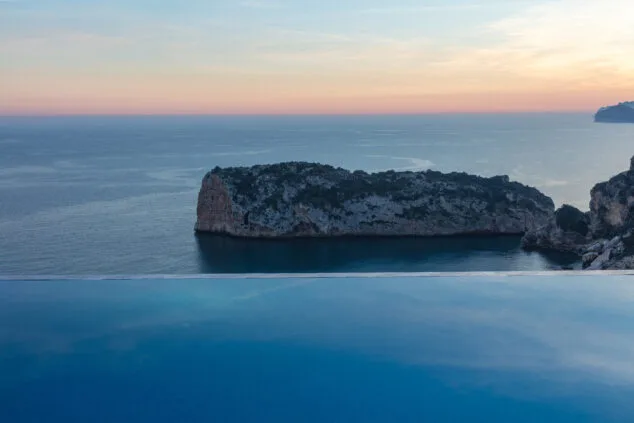 Imagen: VILLA HORIZONTE INFINITO - PRIMERA LÍNEA SOBRE EL MAR MEDITERRÁNEO EN CALA AMBOLO JAVEA www.costa-houses.com 2