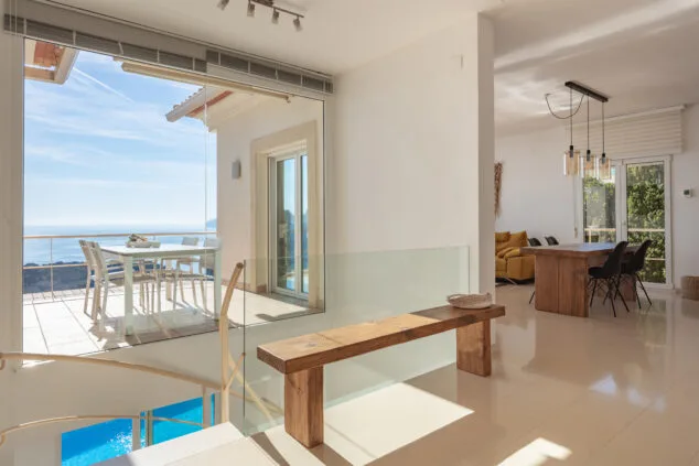 Imagen: VILLA HORIZONTE INFINITO - PRIMERA LÍNEA SOBRE EL MAR MEDITERRÁNEO EN CALA AMBOLO JAVEA www.costa-houses.com 4