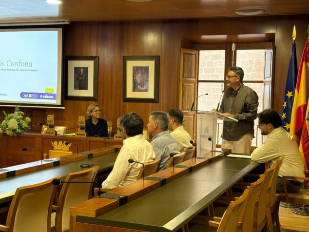 Imagen: El concejal de Medio Ambiente, Juanlu Cardona, en el acto de los Premios