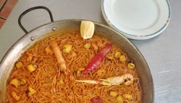 Arroces valencianos elaborados con ingredientes seleccionados en Xàbia