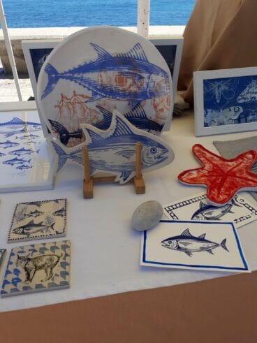 Cerámica y artesanía marina en la feria de Jávea